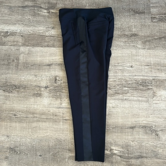 Athleta Endless High Rise Satin Side Panel Pants size 2 - Picture 7 of 8